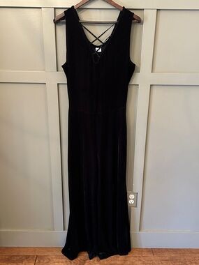 Spirit Halloween Black Velvet Wide Leg Jumpsuit Cosplay Witchcore Size Large